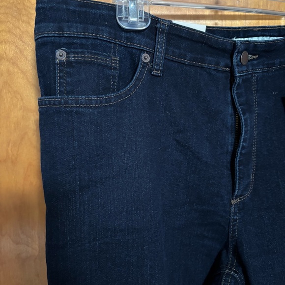 Jones New York Lexington Slimming Stretch Straight Leg Jeans Size 18 Short NWT - Picture 6 of 8